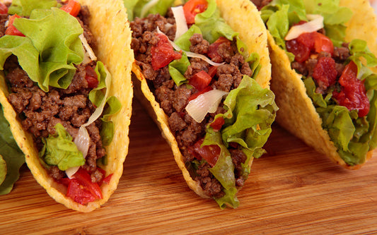 Tacos vegetali cu Vurger, guacamole și varză roșie